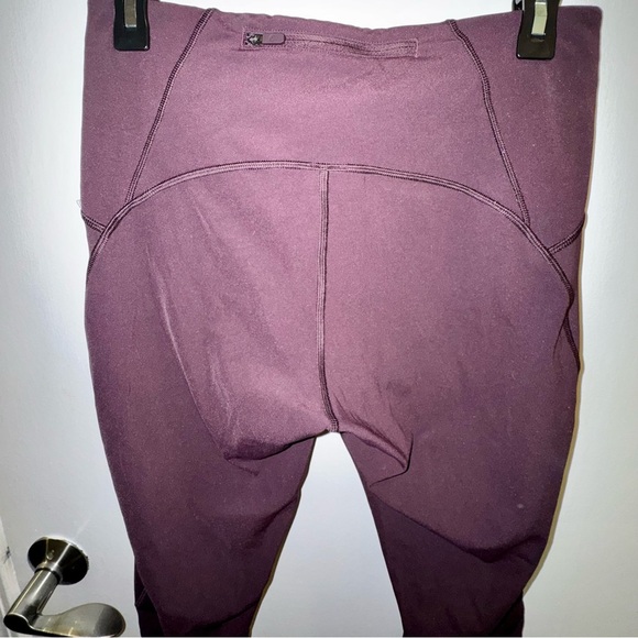Lululemon Athletica Motionful 7/8" Black Cherry Tight/Leggings - Picture 8 of 10